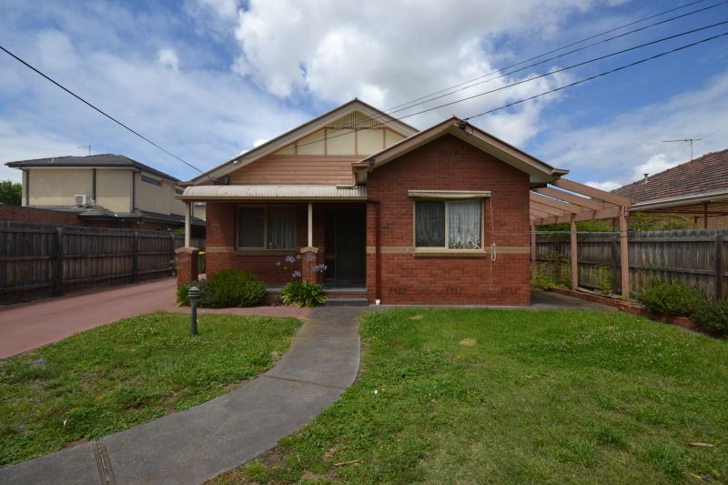 35 Storey Road, Reservoir