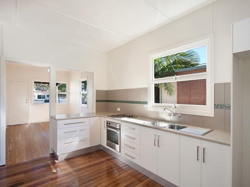 16 Currumbin Creek Road CURRUMBIN QLD, Currumbin - Thumbnail 2