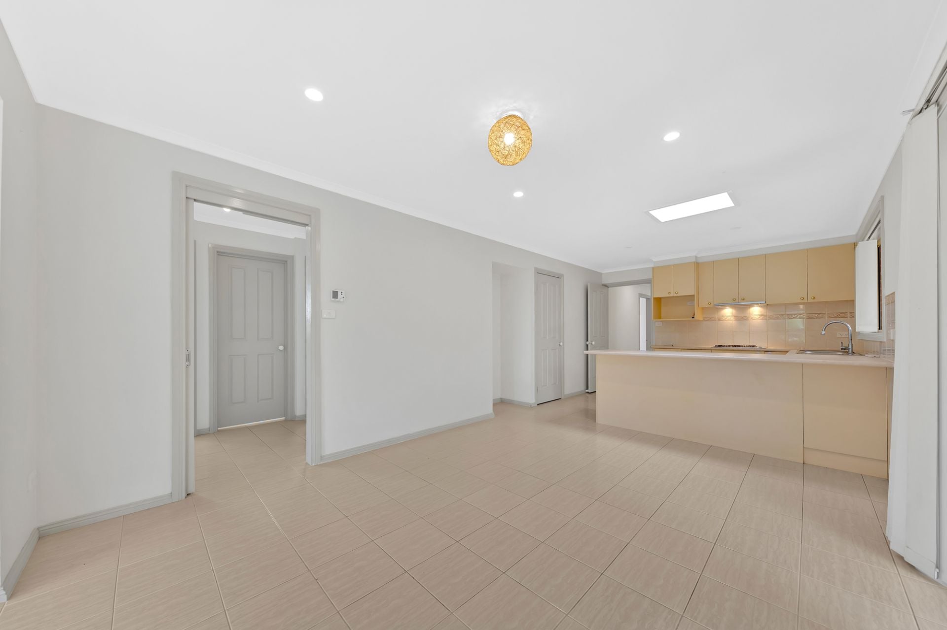 4 Bedroom Delight!