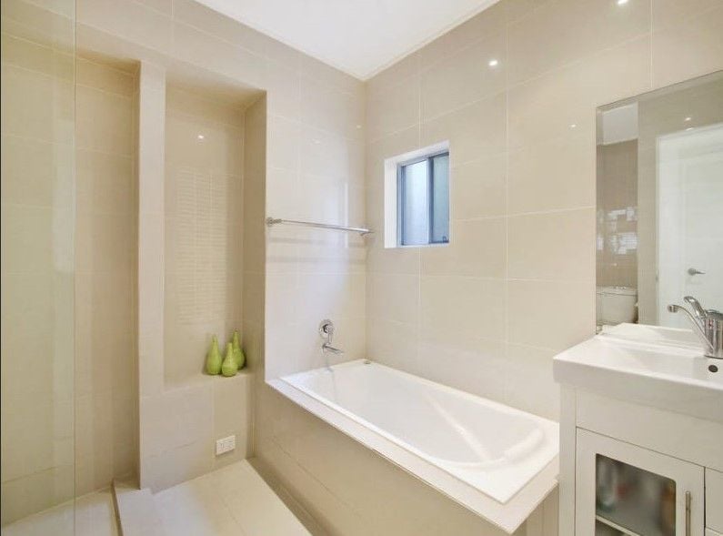 Real Estate For Lease 7 Lane Kurrajong Heights , NSW