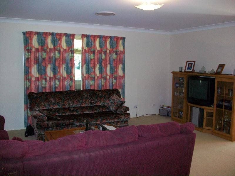 13 Storks Road GLEN OAK NSW, Glen Oak - Thumbnail 4