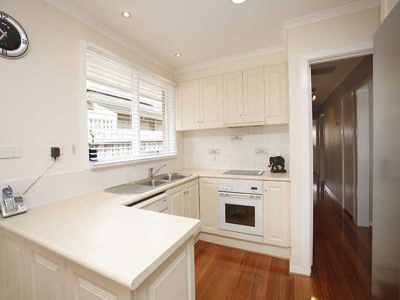 30 Nicholson Street, Altona Meadows - Thumbnail 3