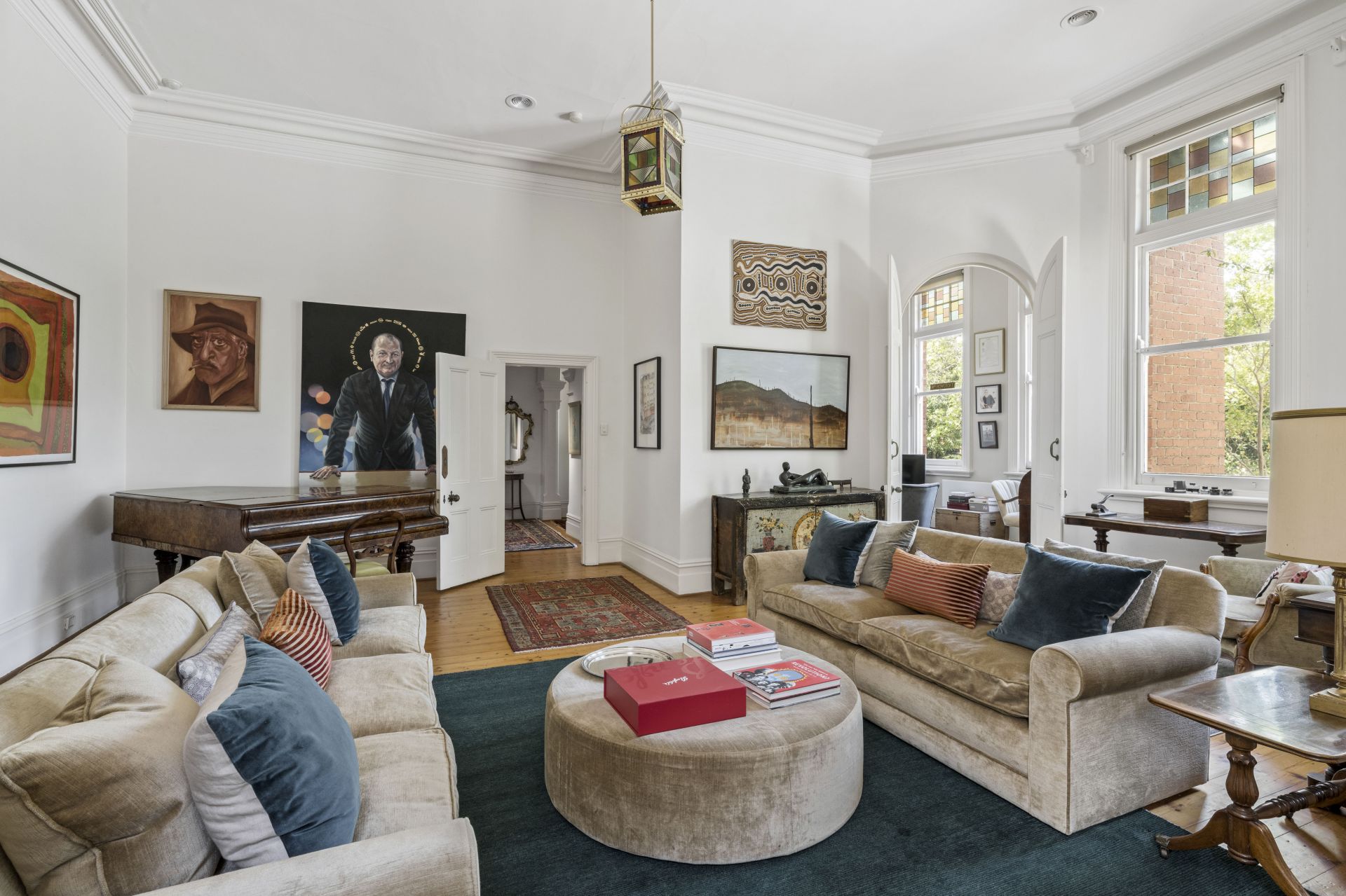 Kay & Burton 23 Riversdale Road, Hawthorn