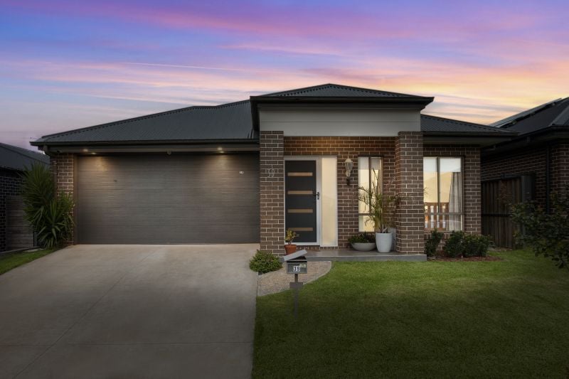 SOLD before the first open home !!