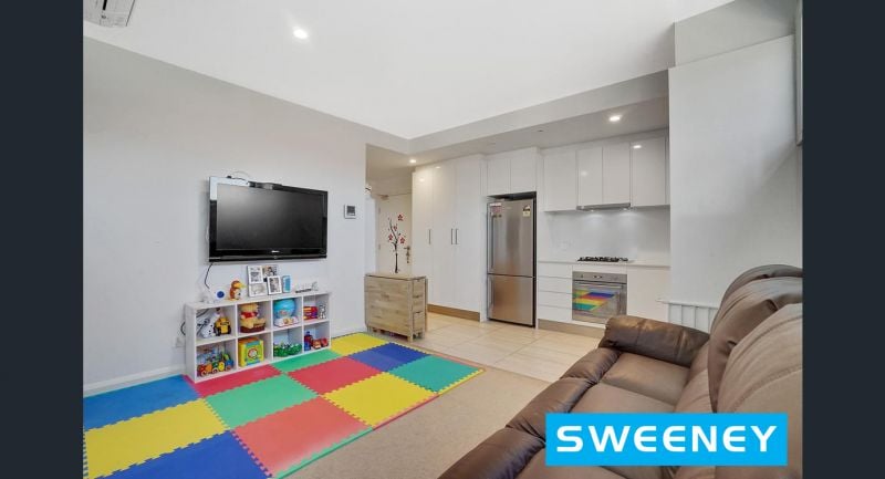 104/41 Victoria Street, Footscray - Thumbnail 2