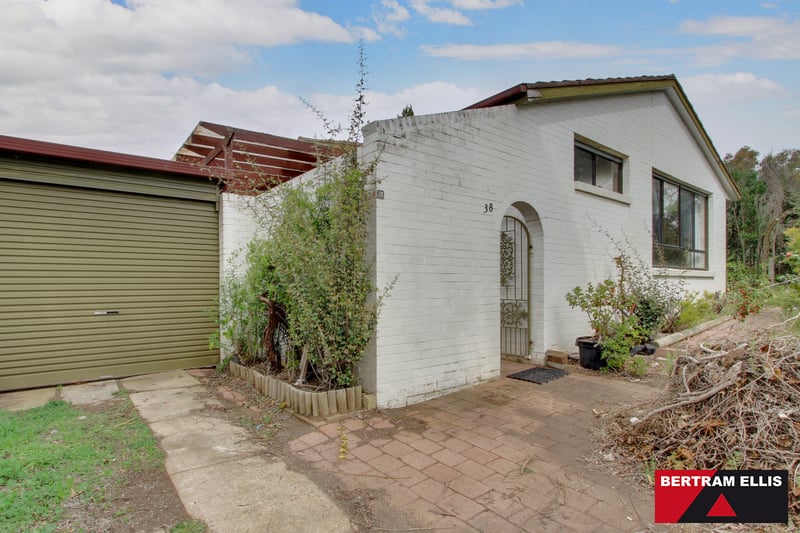 38 Gledden Street, Chifley - Thumbnail 3