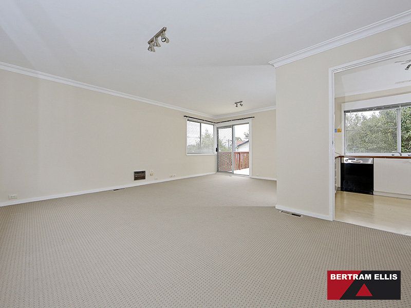 34 Rubbo Crescent, Weston - Thumbnail 7