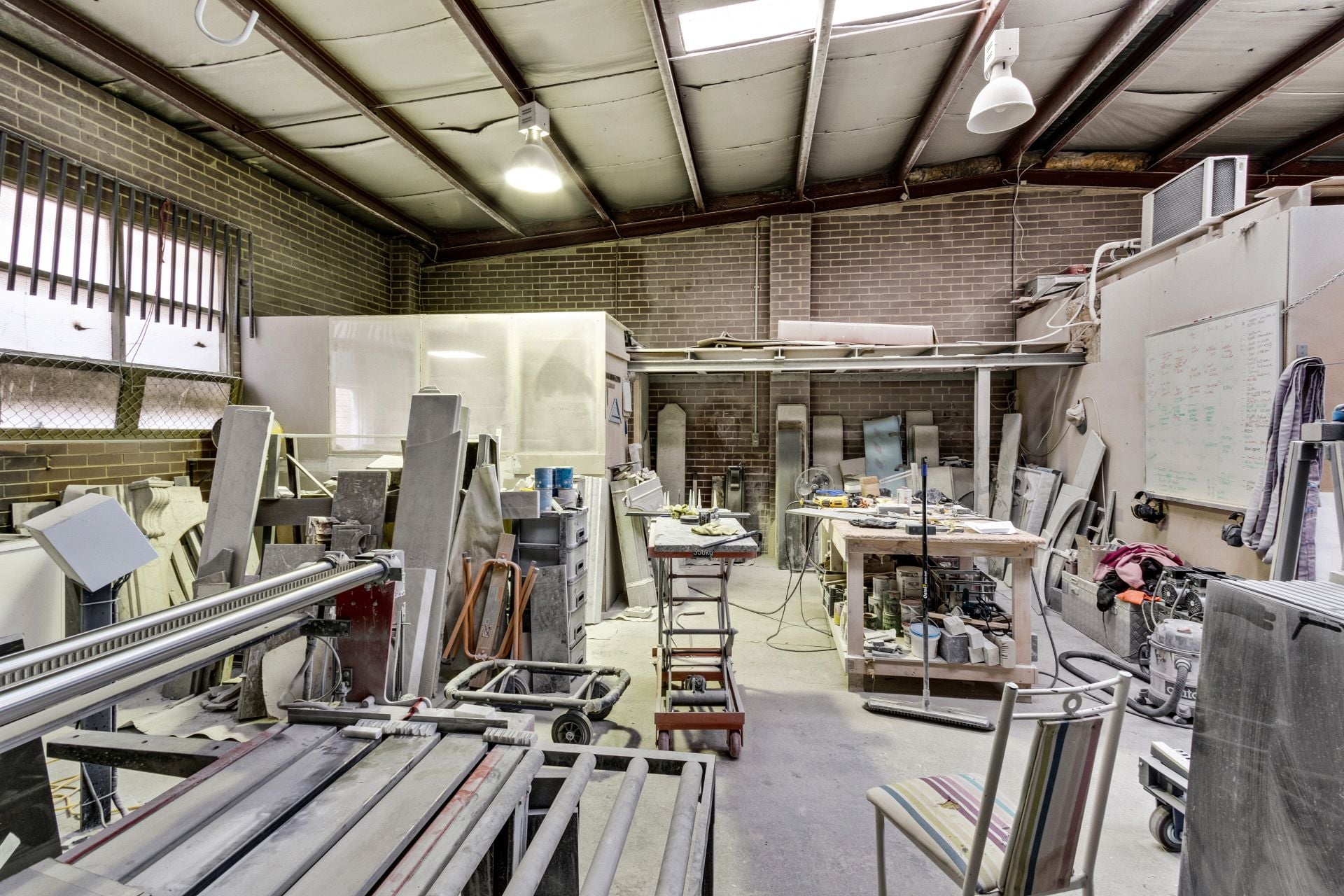 AFFORDABLE FACTORY IN PRIME LOCATION