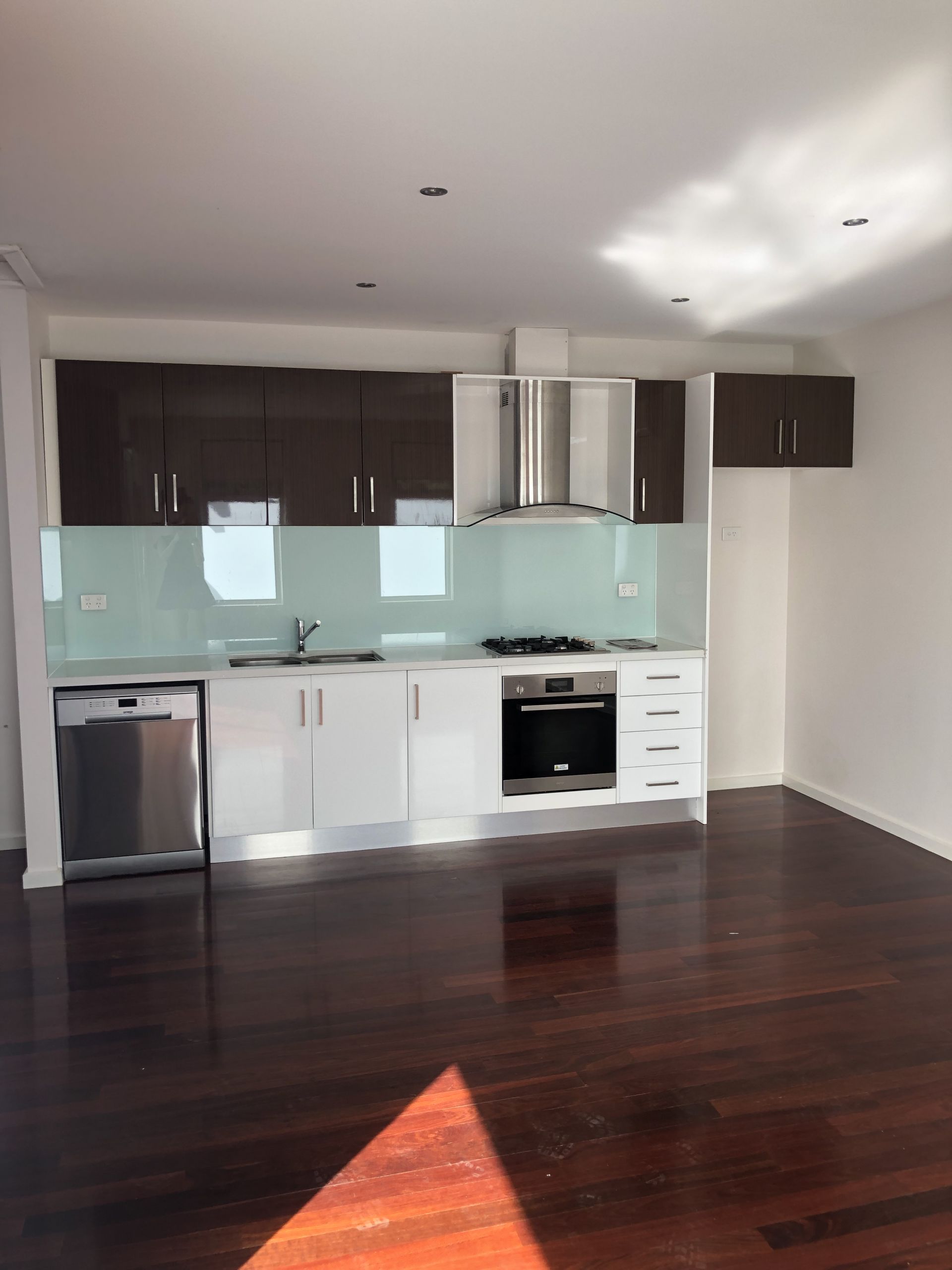 Modern, Stylish Townhouse!