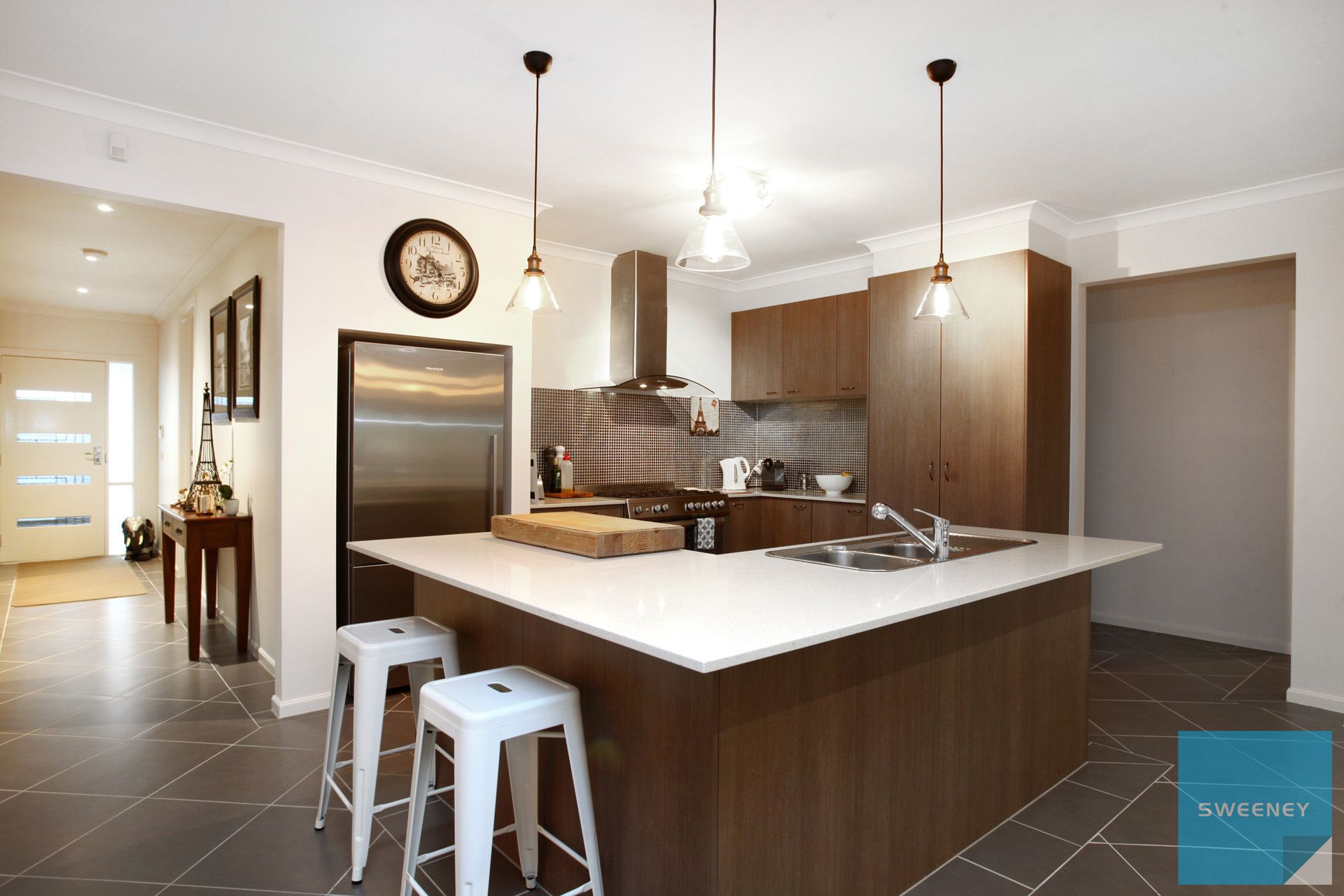 7 Belmore Court, Hillside - Thumbnail 5