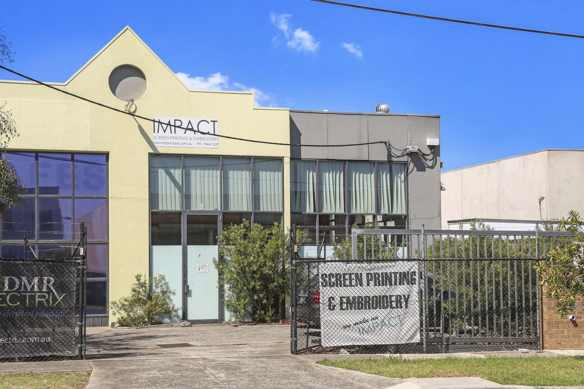 GREAT INDUSTRIAL INVESTMENT - SUPERBLY POSITIONED STORAGE UNIT WITH MEZZANINE OFFICE IN SOUGHT AFTER  INDUSTRIAL POCKET OFF SETTLEMENT ROAD