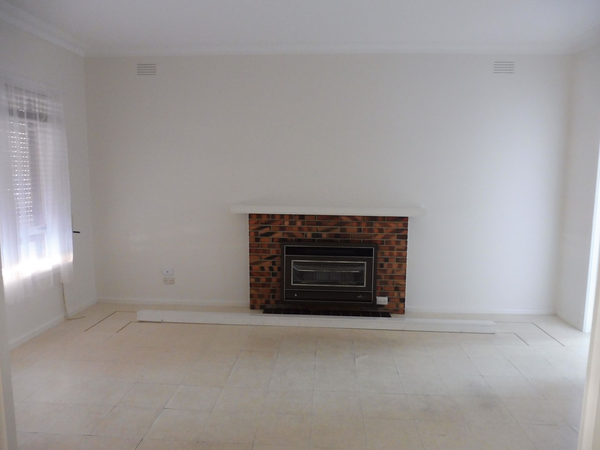 3 BEDROOM FAMILY HOME!
