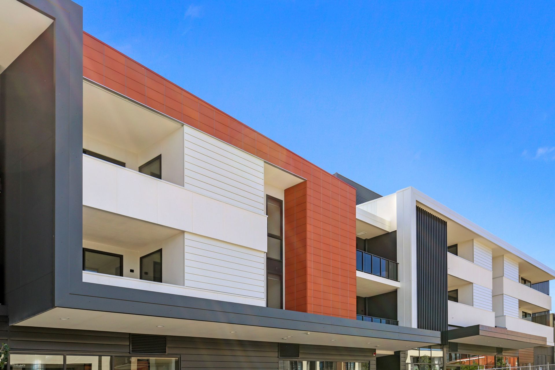 Near New Two Bedroom Apartment in Prime Location