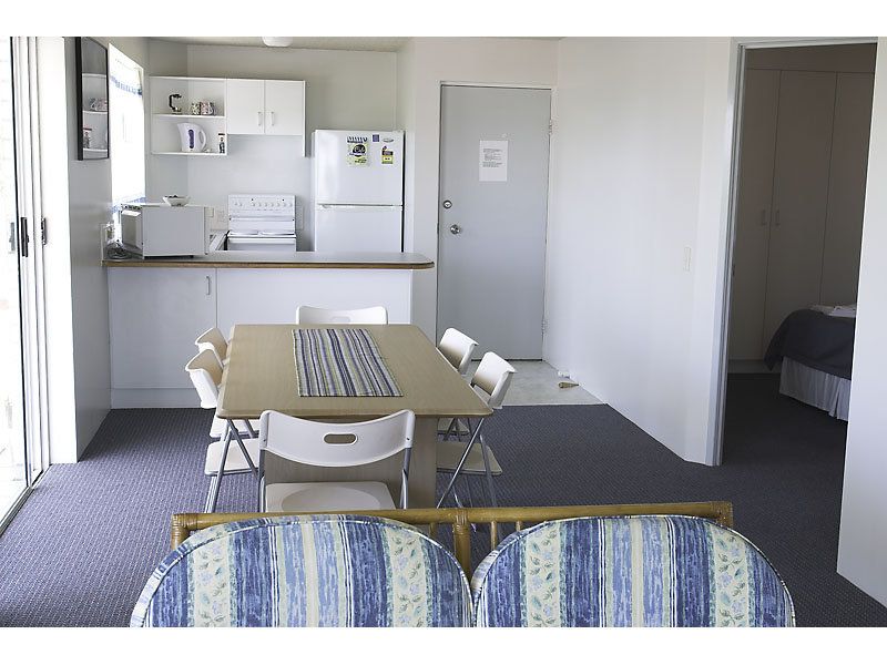 10/9 'Bayview' Douglas Street MOOLOOLABA QLD, Mooloolaba - Thumbnail 5