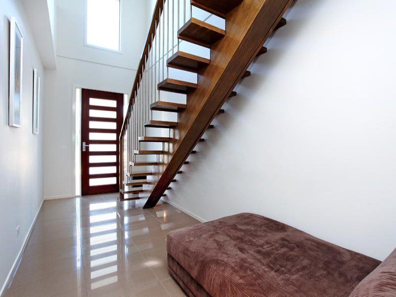 16 Seddon Place, Caroline Springs - Thumbnail 3
