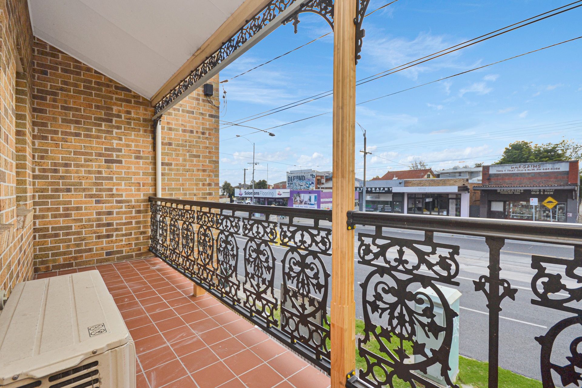 LOVE THE HOME ADORE THE LOCATION
