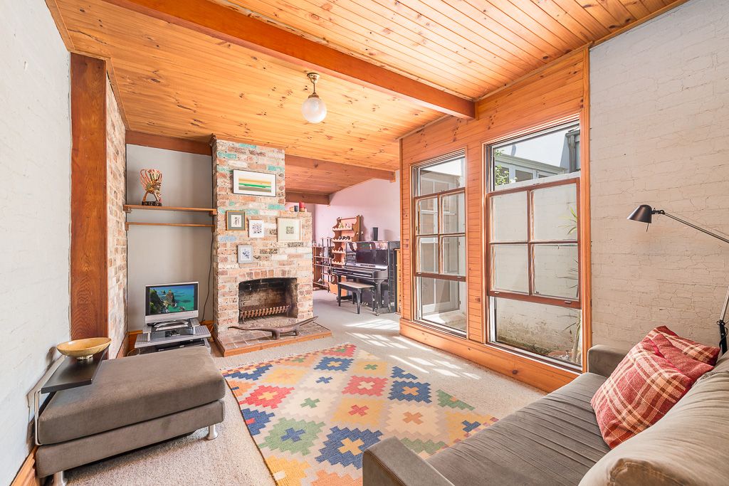 SOLD - Space, Scope and a Sensational Positioning