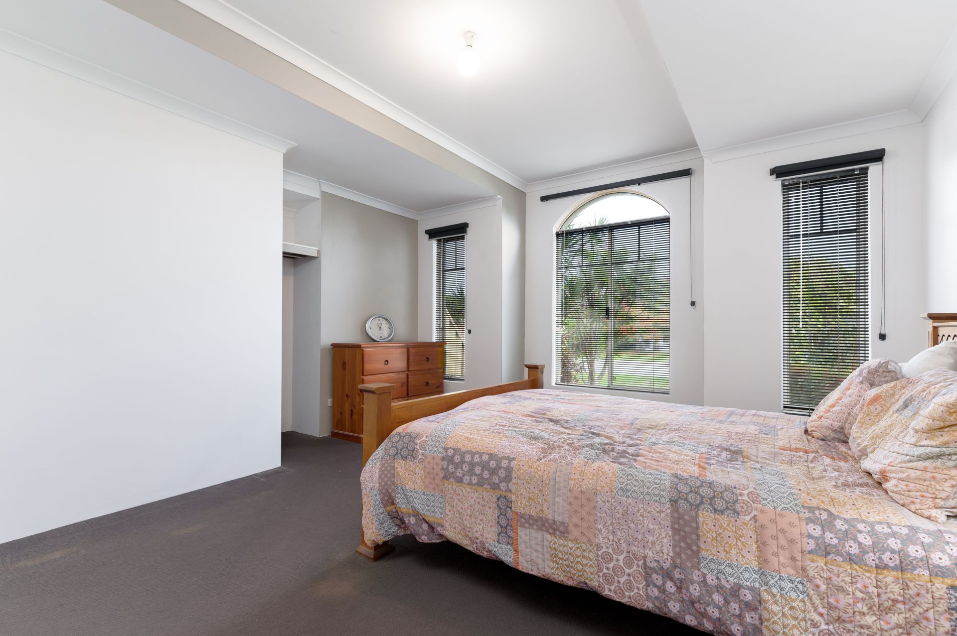 16 Pissaro Crescent Ashby WA, Ashby - Thumbnail 2