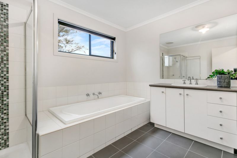 24 Pankhurst Promenade, Point Cook - Thumbnail 7