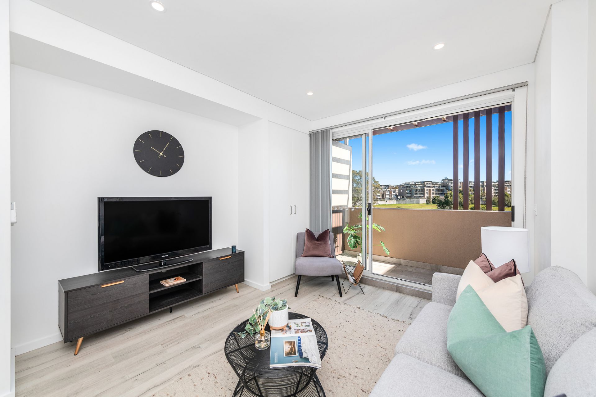 203/12-14 Mandemar Avenue, Homebush West, West - Thumbnail 2