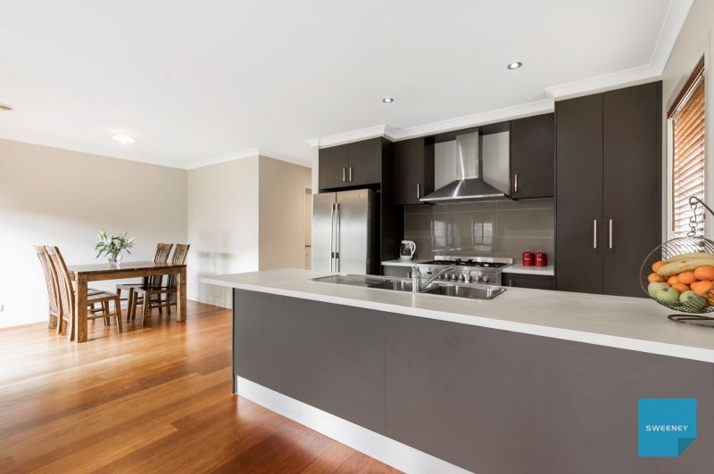 7 Keats Way, Fraser Rise - Thumbnail 5
