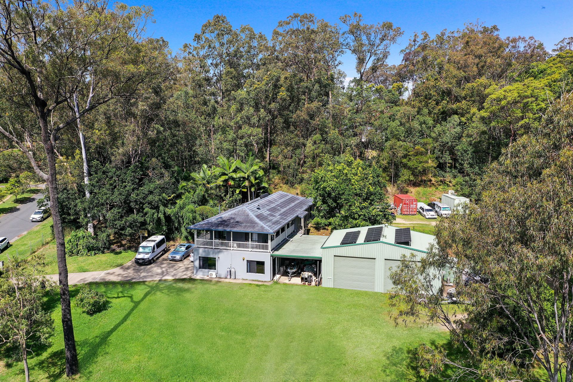 4 Royston Crescent, Reedy Creek Cole Residential