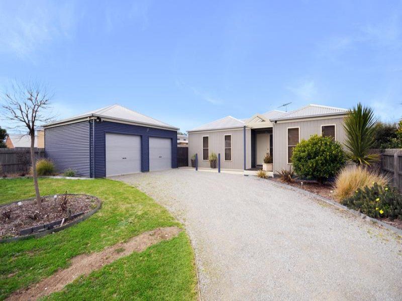 18 Mulgoa Court BARWON HEADS VIC, Barwon Heads - Thumbnail 2