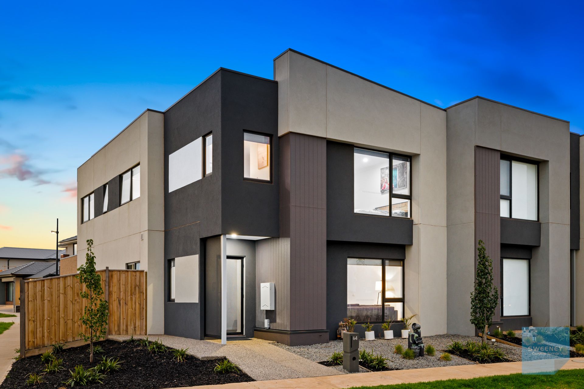 64 Mamic Boulevard, Fraser Rise - Thumbnail 2