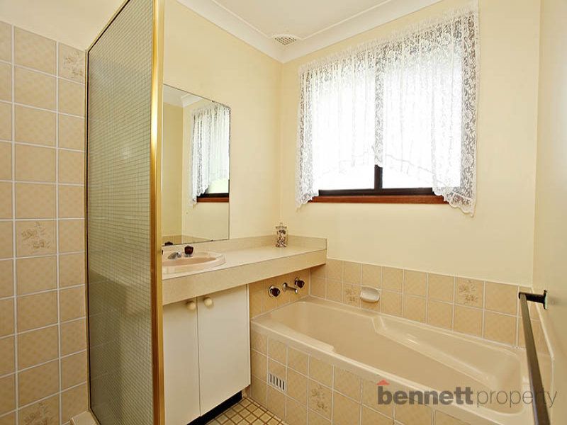 35 Waratah Street, Bowen Mountain - Thumbnail 7