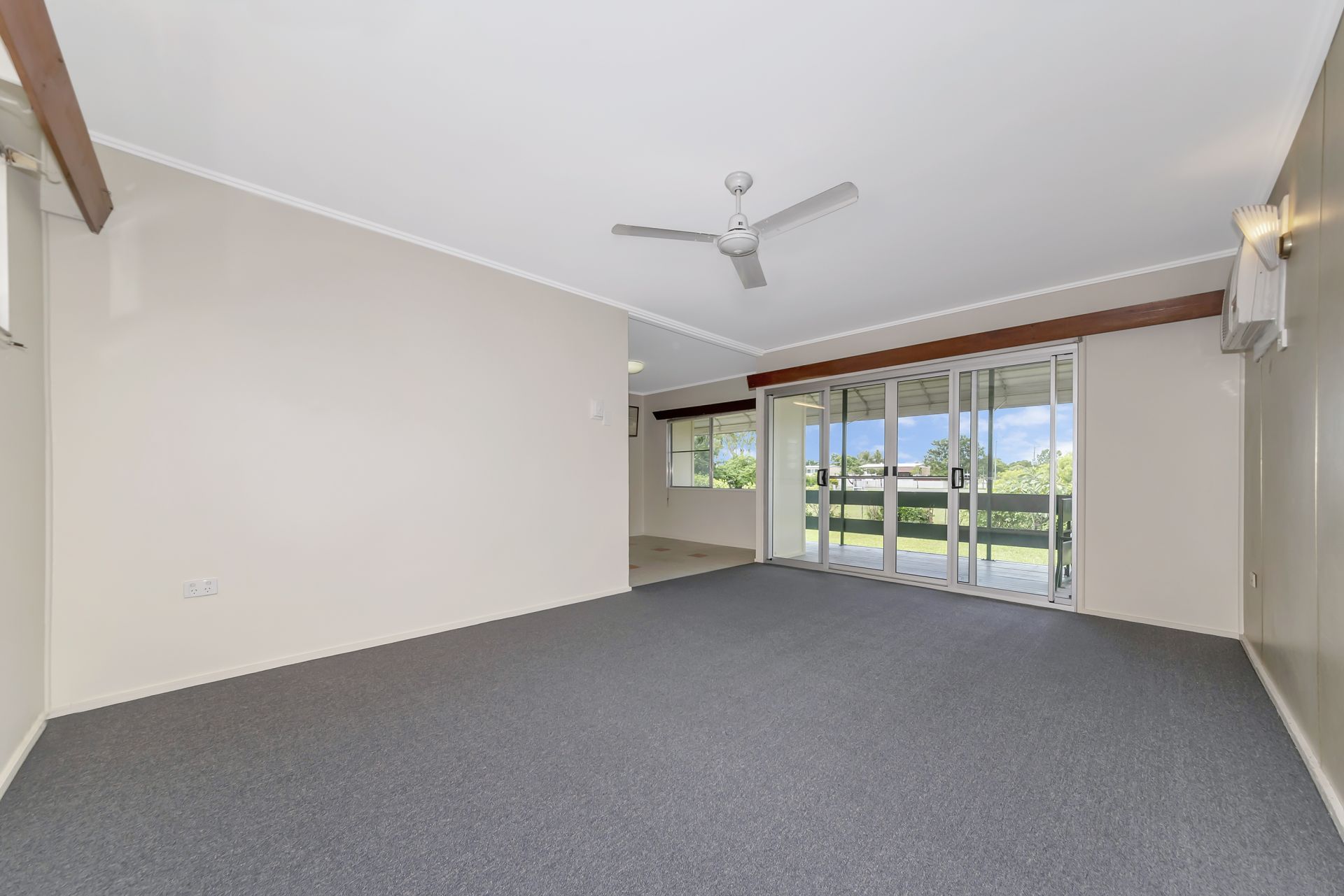 17 Leeds Street, Gulliver Harcourts Kingsberry Townsville