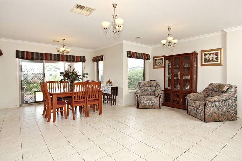 5 Parkleigh Drive, Kurunjang - Thumbnail 7