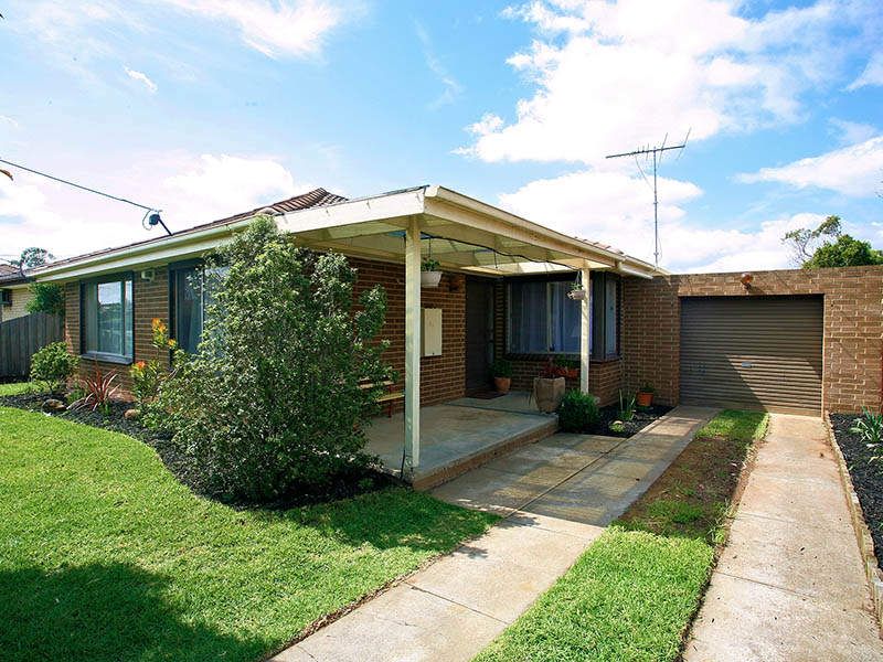 45 Tasman Avenue, Deer Park - Thumbnail 2