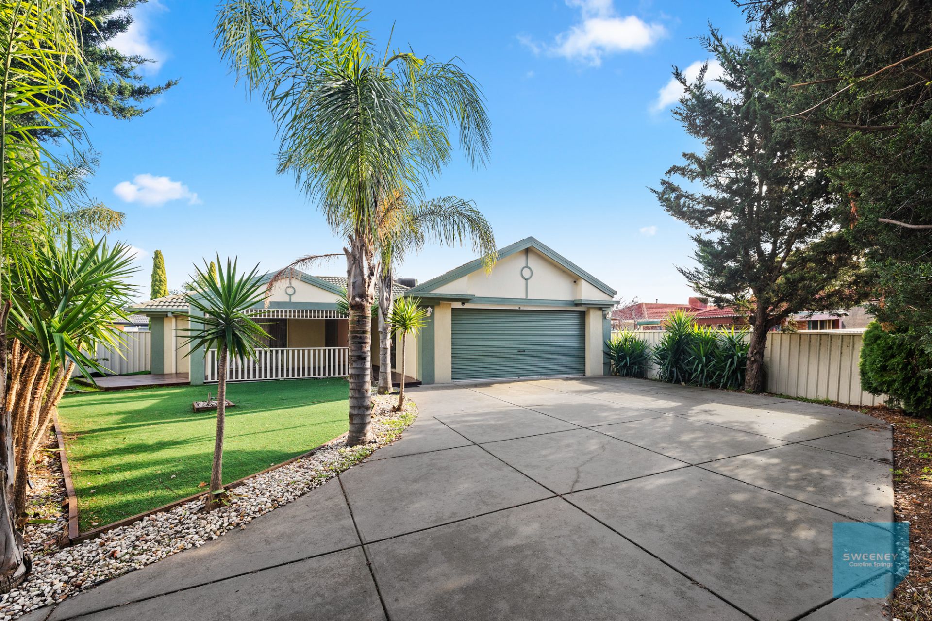 19 Elphinstone Way, Caroline Springs - Thumbnail 4