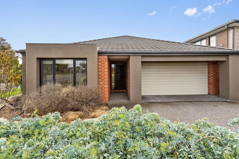 1 Hemlock Way, Epping