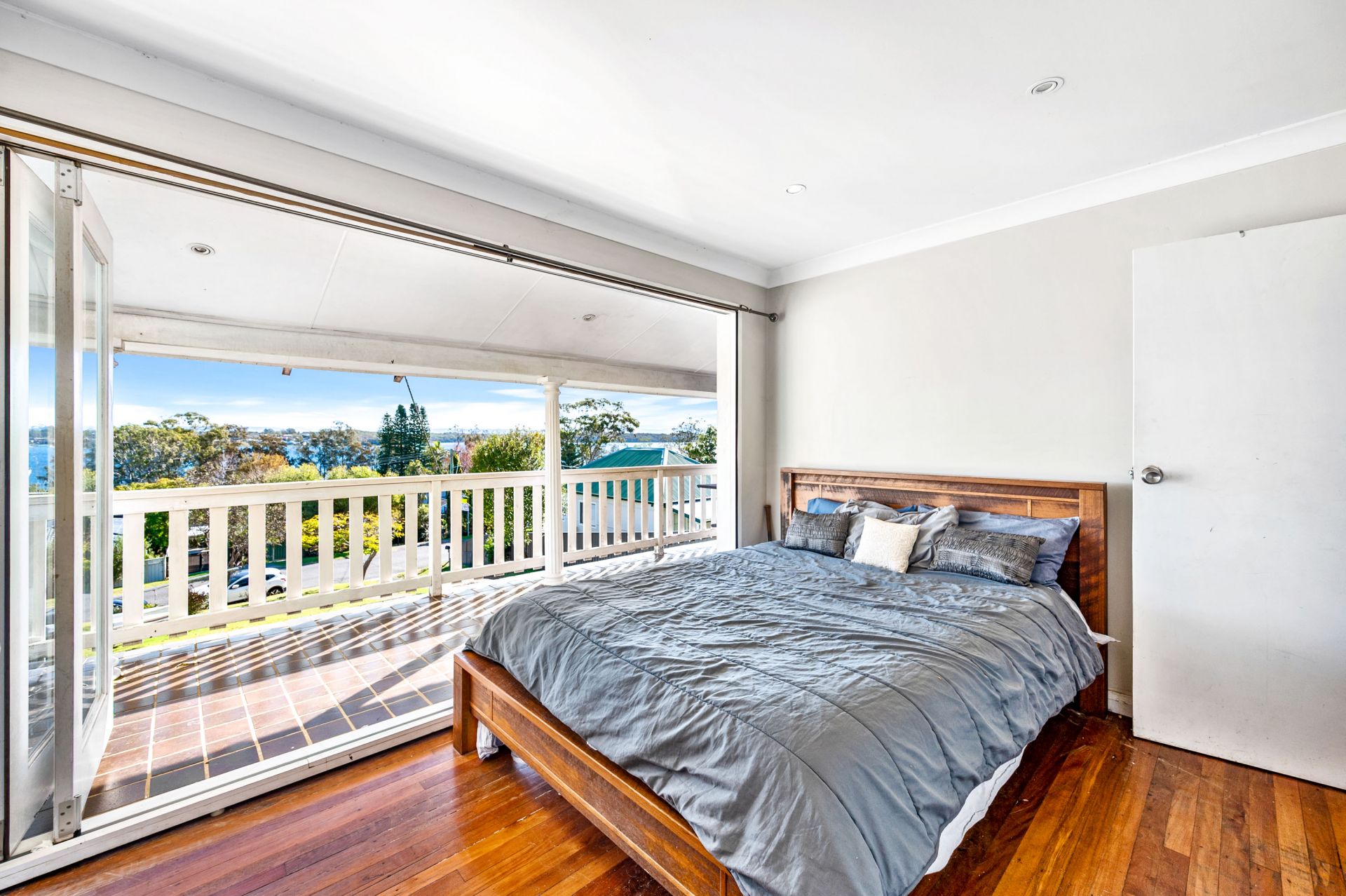75 Marine Parade, Nords Wharf - Thumbnail 8