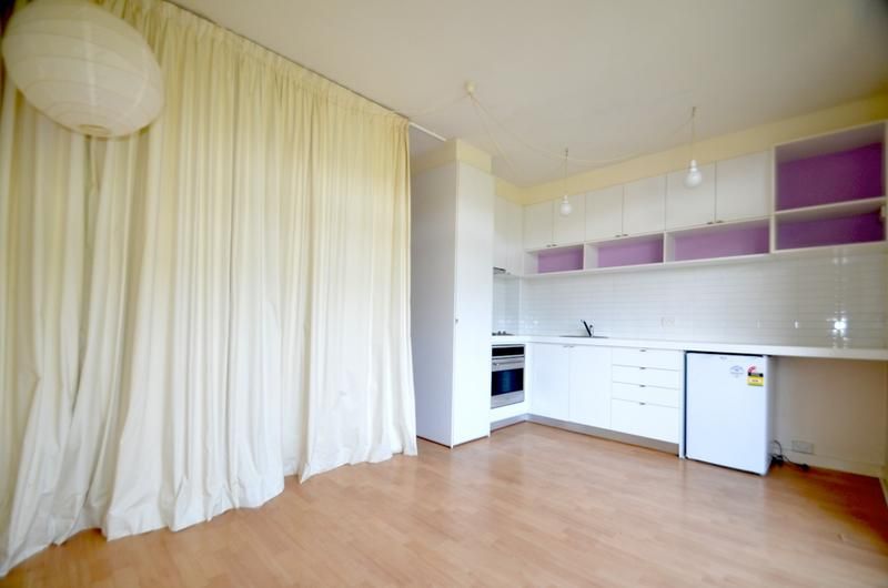 11/1 Lumley Court, Prahran - Thumbnail 4