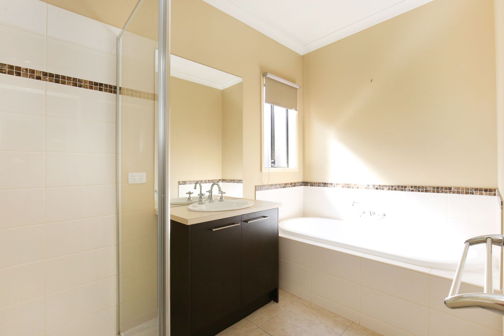 IDEALLY LOCATED FAMILY HOME!