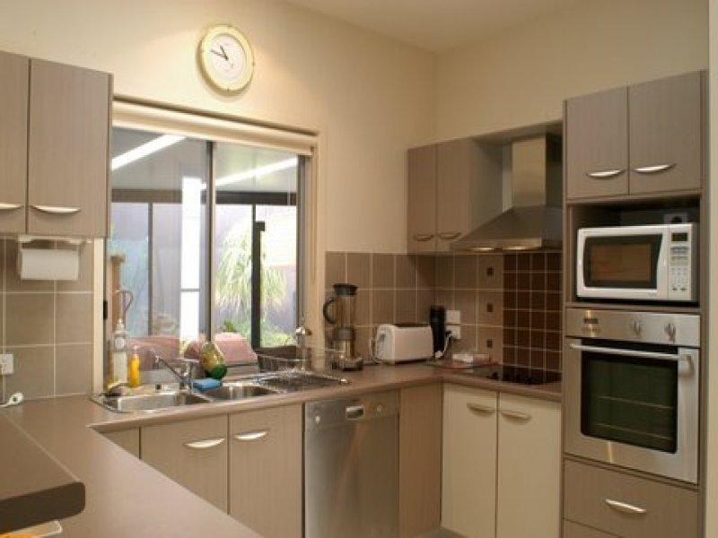 1/239 Kawana Way PARREARRA QLD, Parrearra - Thumbnail 6
