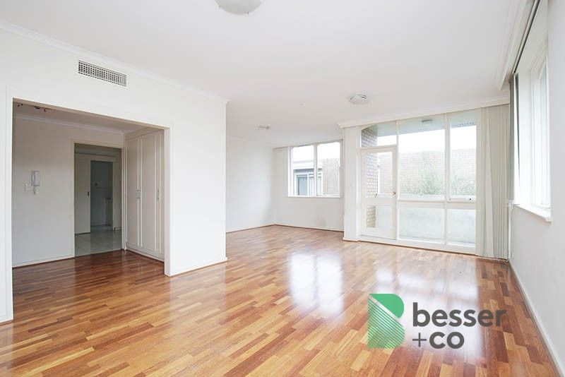 4/386 Orrong Road, Caulfield North - Thumbnail 3