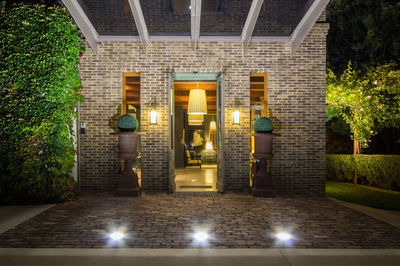 STUNNING BOUTIQUE MOTEL IN PRIME REGIONAL CENTRE - EXCEPTIONAL