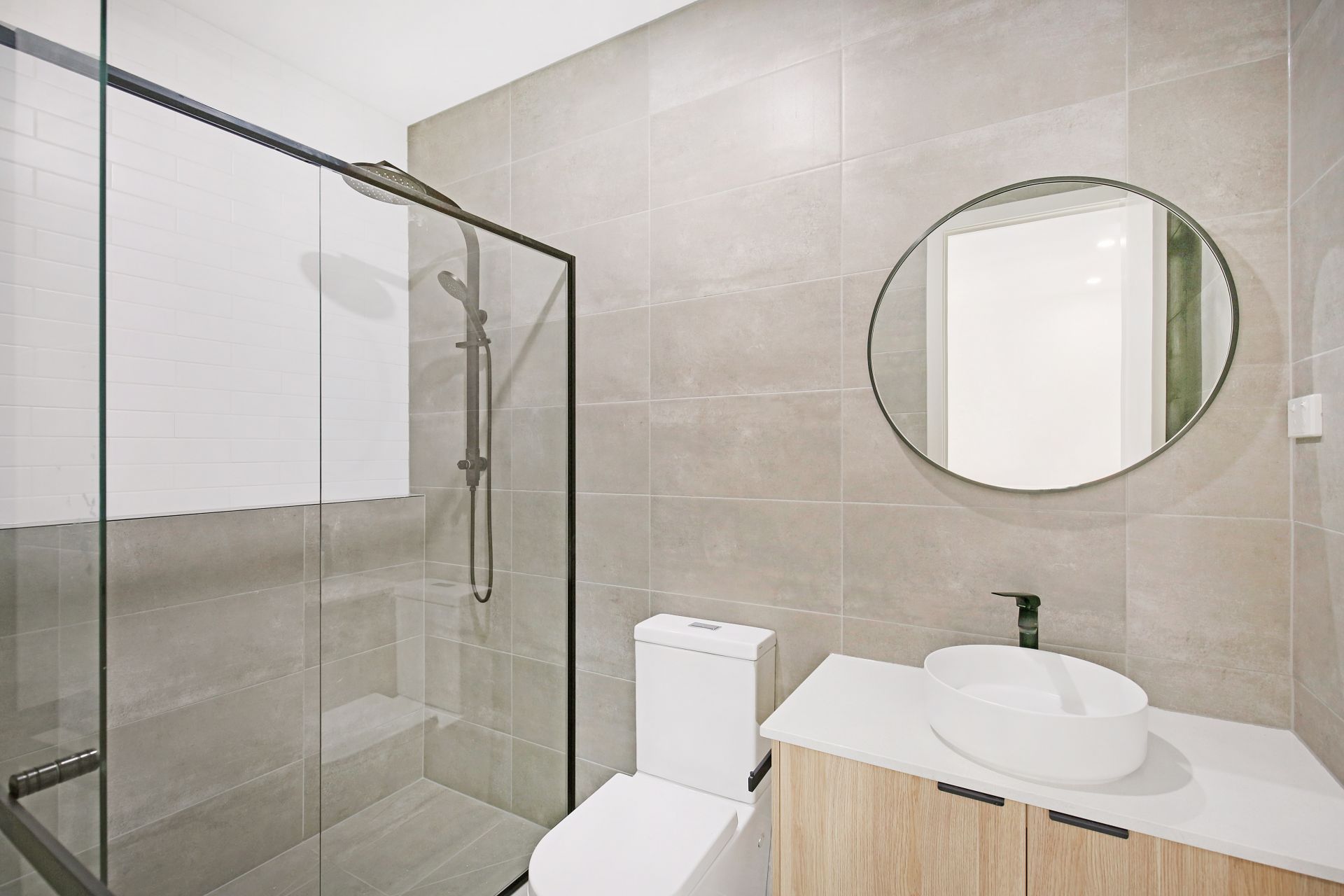 Quality, Style, Substance and Ready for Lease ! 4 Bed Luxury Living!