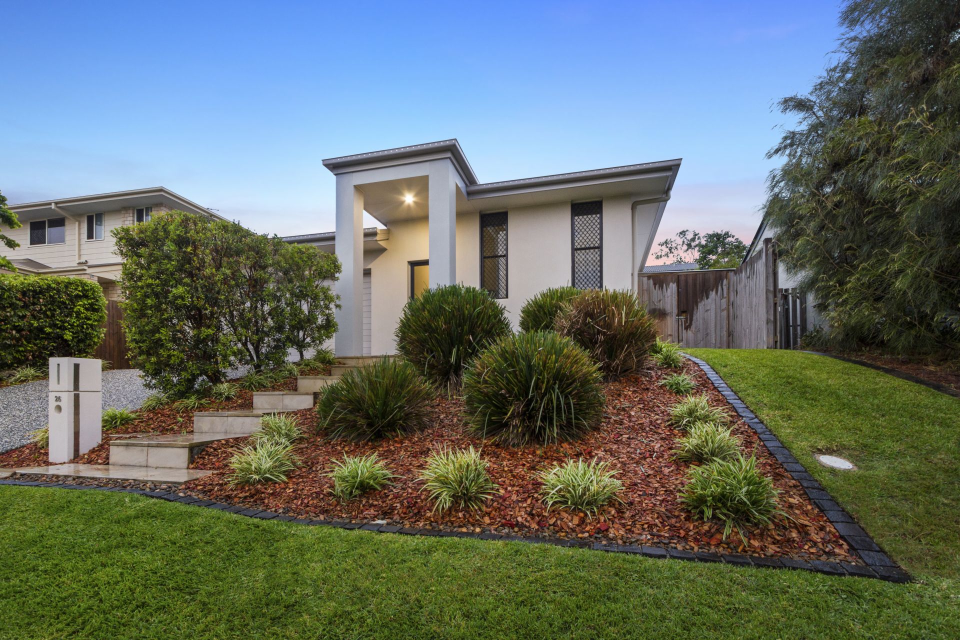 26 Success Crescent, Ormeau - Image 1