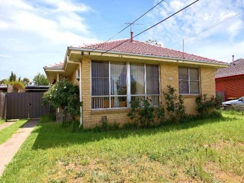 47 Cropley Crescent, Laverton - Thumbnail 2