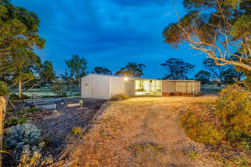 182 Hopetoun Park Road, Hopetoun Park Sweeney Estate Agents