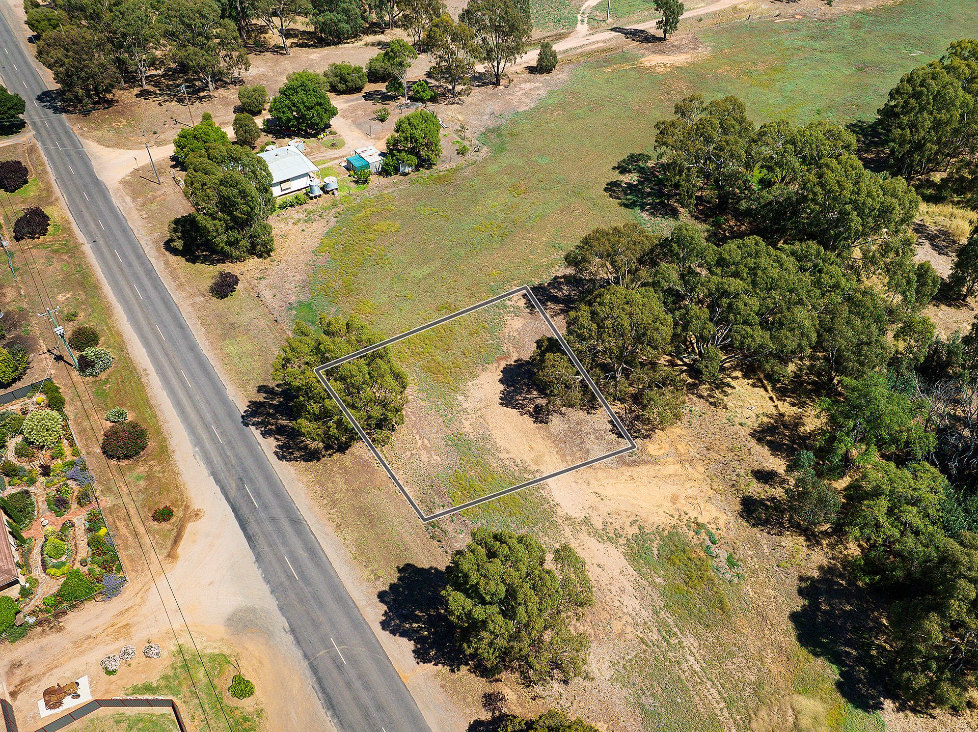 5 Adams Road, Harcourt - Thumbnail 2