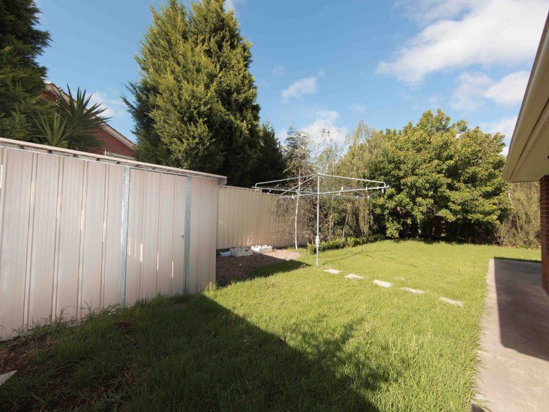 7 Lamina Avenue MILL PARK, 7 Lamina Avenue Mill Park - Thumbnail 2
