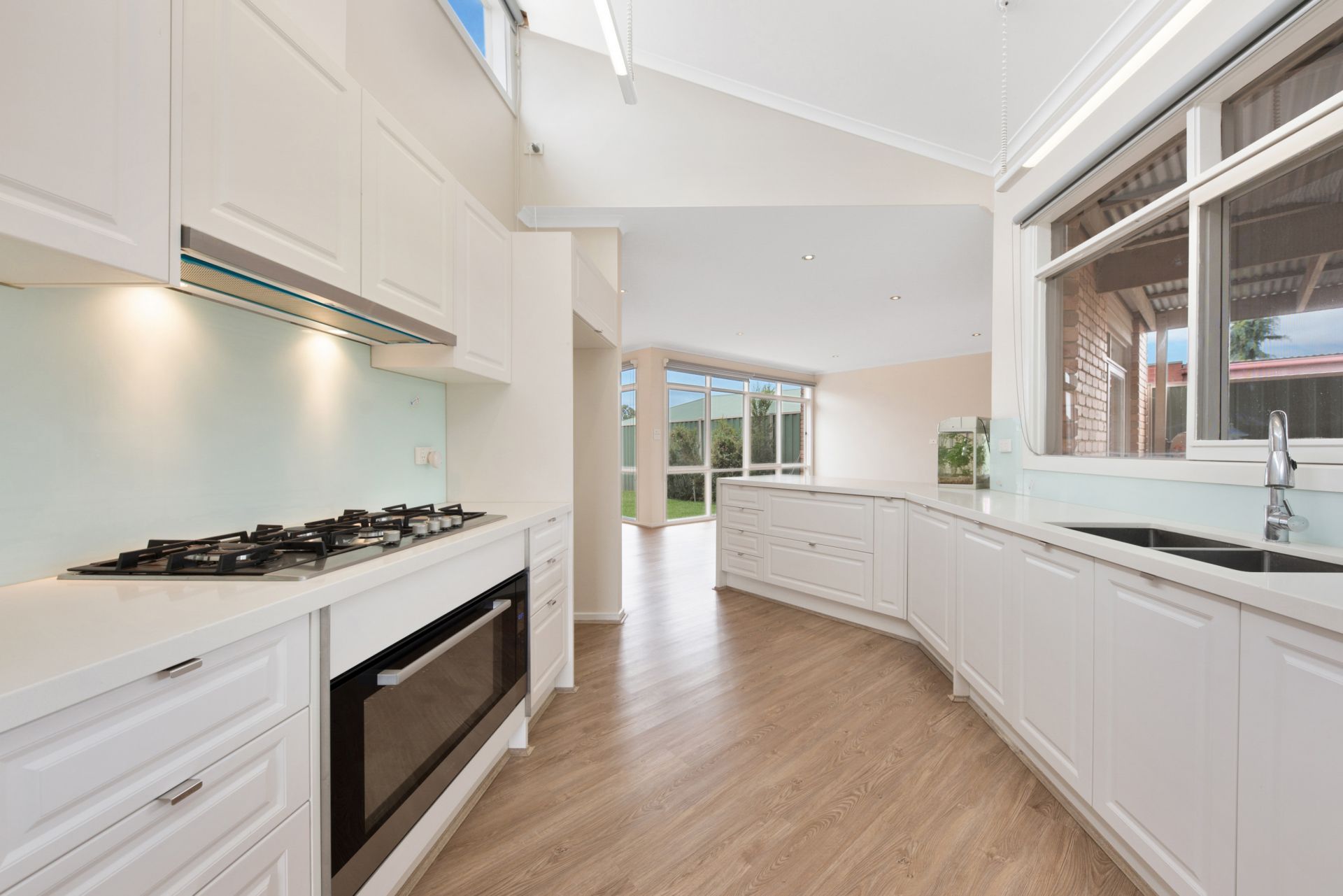 32 Wynarka Drive, Hoppers Crossing Richardson Property Group