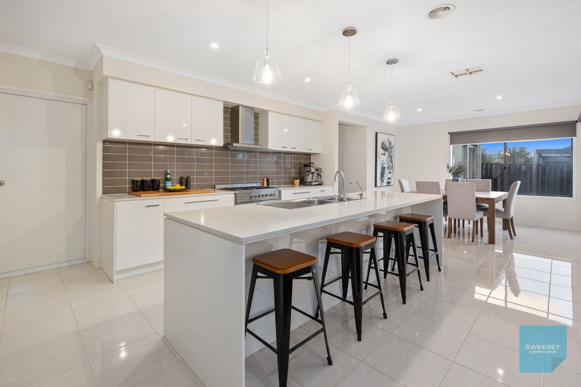 15 Somers Street, Fraser Rise - Thumbnail 4