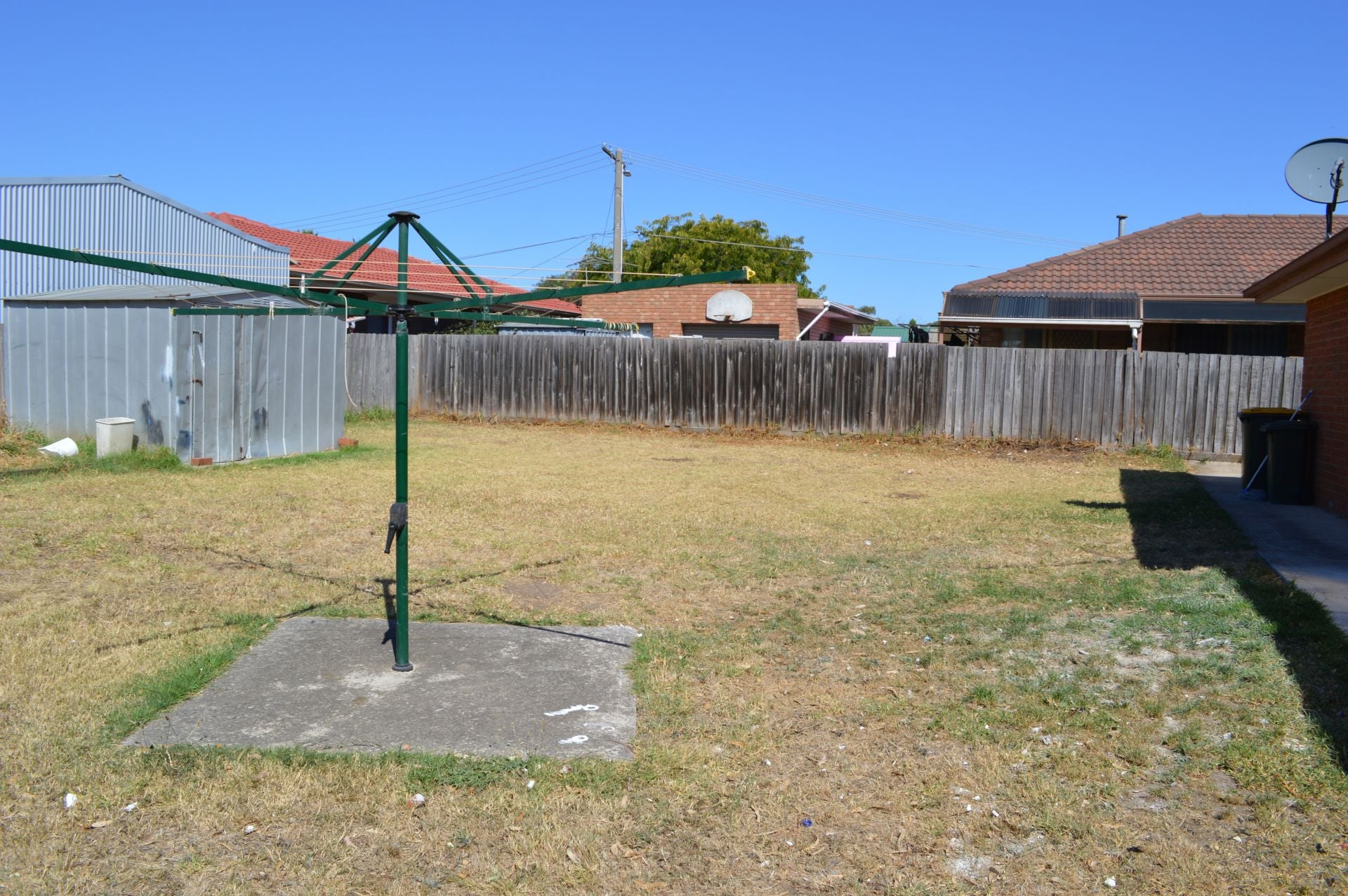 FOR THE FAMILY WITH BACKYARD APPEAL