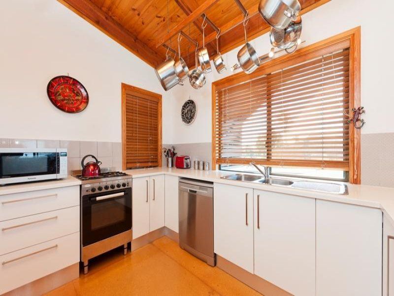 51 Hillcrest Avenue TWEED HEADS SOUTH NSW, Tweed Heads South - Thumbnail 4